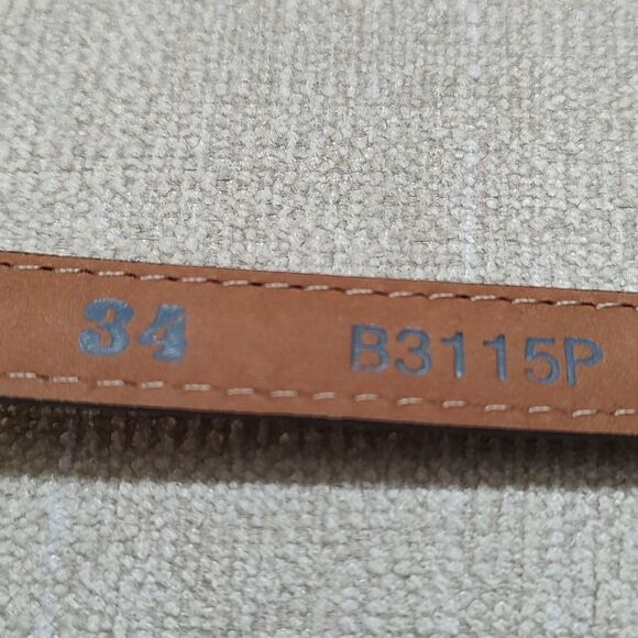 Brighton Thin Patent Leather Belt in Gunmetal Gray Silver Etched Buckle - Picture 3 of 10